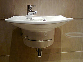 Монтаж умивальника у Тернополі