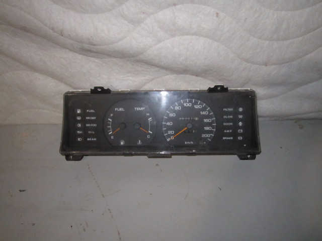 Щиток комбінація панель приладів PB5200 Nissan Sunny N13 1.7 d CD17 1986 - 1991
