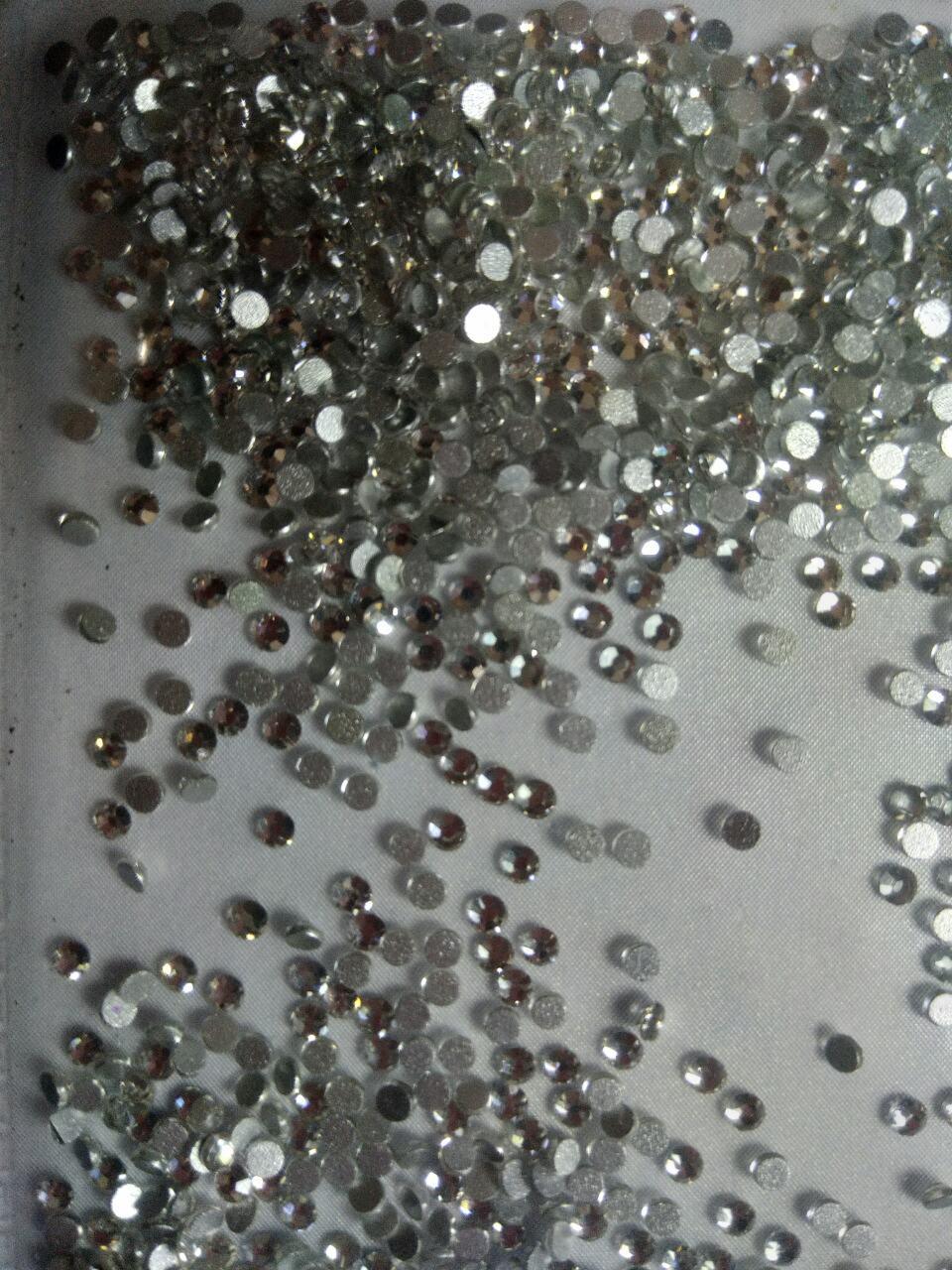 Стрази для дизайну нігтів 100штук 3размер срібло, фото 1