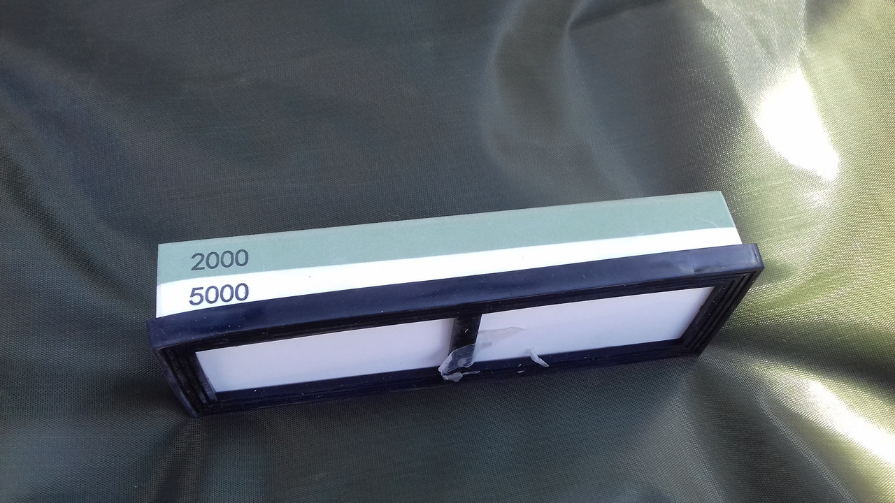 Точильний камінь 2000 і 5000