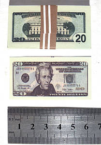 Мініатюрні сувенірні 20 доларів