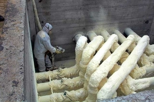 Пінополіуретанові системи для напилення на основі ПолиХим-2002 (Р-5)