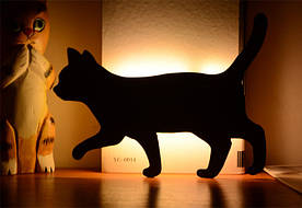 Світлодіодний Лід нічник "Йде кішка" з вбудованими датчиками звуку і освітленості