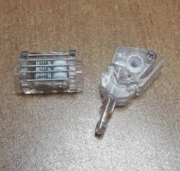 Механізм горизонтальних жалюзі прозорий