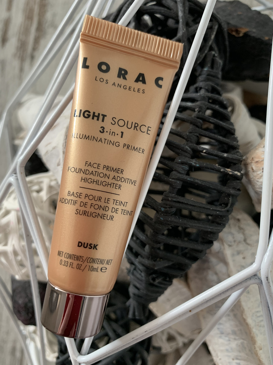 Праймер-хайлайтер для обличчя LORAC Light Source Illuminating Primer