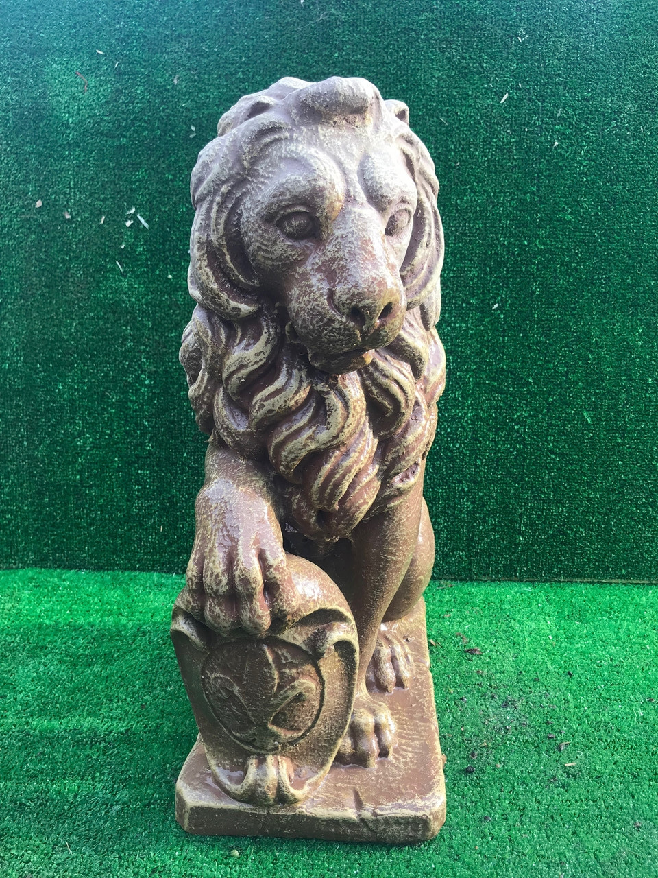 Леви бетоні    ( висота 54 см 37 кг ), фото 1