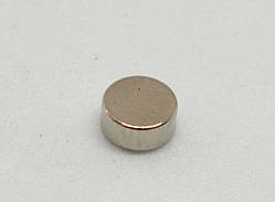 Неодимовий магніт дисковий 4 х 2 мм N52 magnet Neodymium магніт диск 4х2 мм 4*2