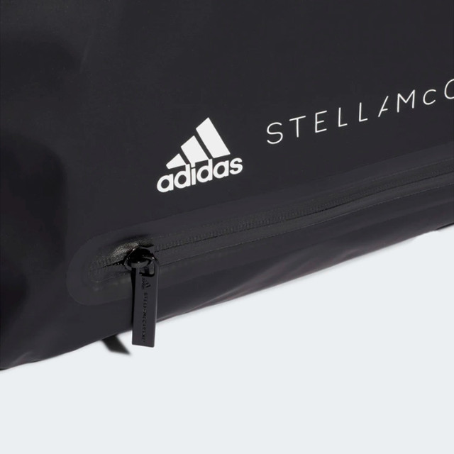 Жіноча спортивна сумка Adidas Small Studio Bag