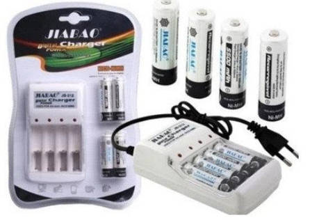 Набір Зарядний 4х канальний пристрій з 4 акумулятори АА 4500ма JIABAO JB-212 (N007695), фото 1