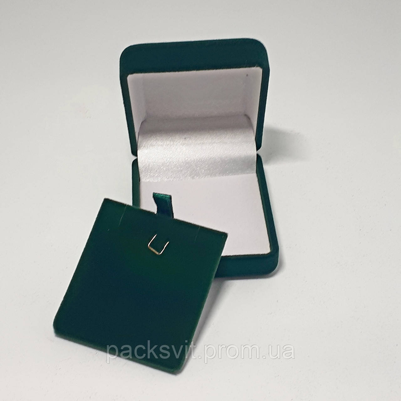 Футляр оксамитовий для нагород 55*65*27 мм., Подарункова коробочка для орденів медалей значків монет