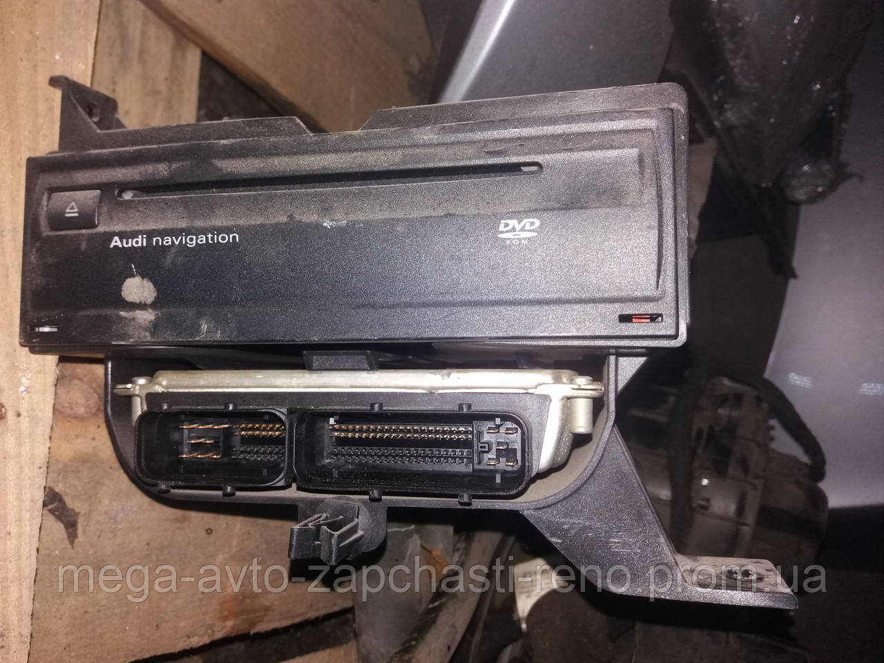 CD чейнджер Audi Q7 2008