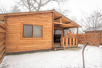  Какие преимущества готовых домокомплектов?

- минибрус произведён из натуральной древесины;

- минибрус в отличие от оцилиндрованного бруса производится из сухой древесины, прошедшей принудительную сушку