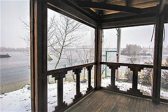 Цена на беседку из дерева зависит от размера беседки. Мы предлагаем заказчикам производство беседок из дерева разных размеров. 