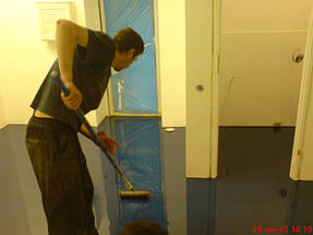 наливной пол из эпоксидной смолы в салоне красоты по улице Вышгородская 47A