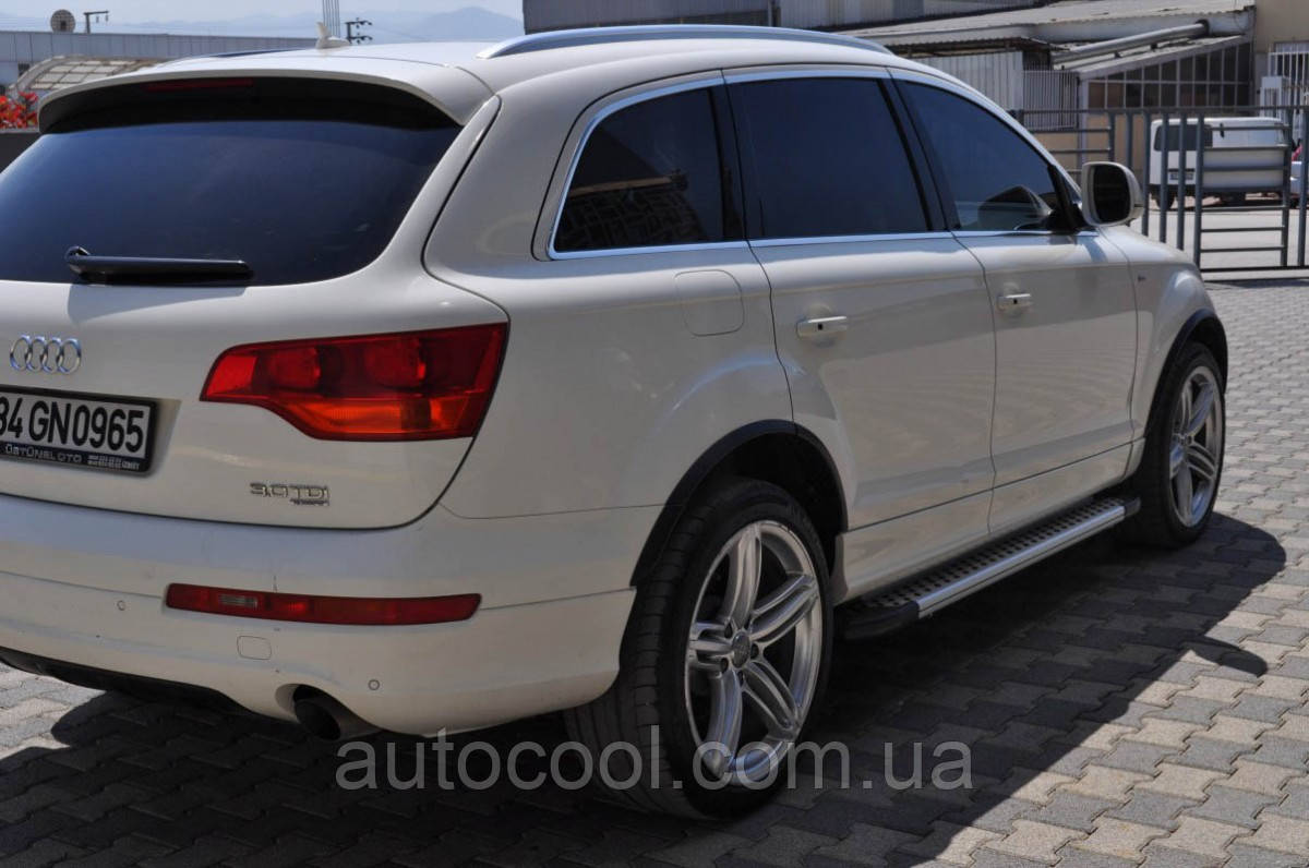 Бічні пороги "Стиль BMW X5" Audi Q7