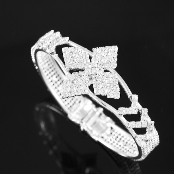 Браслет жіночий зі стразами білими, жорсткий широкий, фото 1