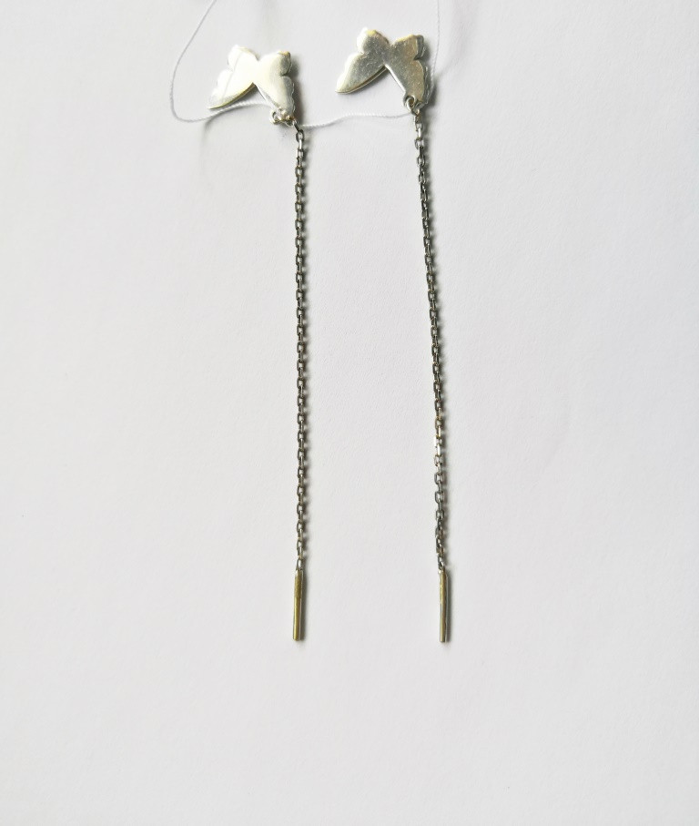 Срібні сережки-протяжки з ланцюжком та метеликом родированные