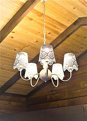 Комплектуем дома люстрами собственного производства