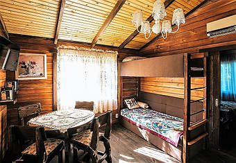 Мебель из массива натуральных пород дерева отличается долгим сроком службы. неприхотлива в эксплуатации, имеет прекрасный вид и доступную цену. Подробнее: https://lestorg.org.ua/g20292628-derevyannaya-mebel