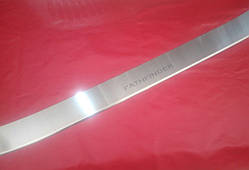 Накладка на задний бампер с загибом Nissan Pathfinder