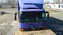 Производство и замена лобового стекла триплекс на грузовике Mercedes Atego в Никополе (Украина). 4