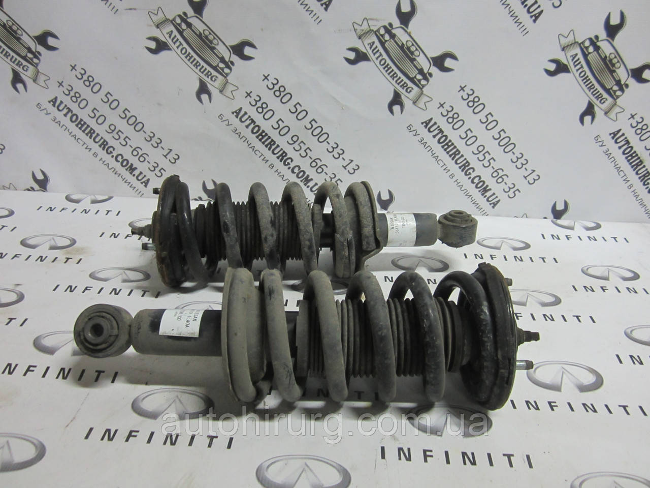 Передній амортизатор у зборі Infiniti Qx56 / Qx80 (Z62) (56110 1LA0A)