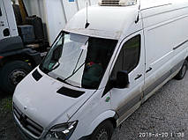 Производство и замена лобового стекла триплекс на Mercedes Sprinter, VW Crafter в Никополе (Украина). 1