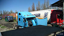 Производство и замена лобового стекла триплекс на грузовике Peterbilt 387 в Никополе (Украина). 6