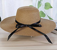 Летняя шляпа женская с широкими краями и ленточкой коричневая
