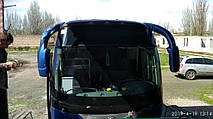 Производство и замена лобового стекла триплекс на автобусе Yutong ZK 6100  в Никополе (Украина). 8