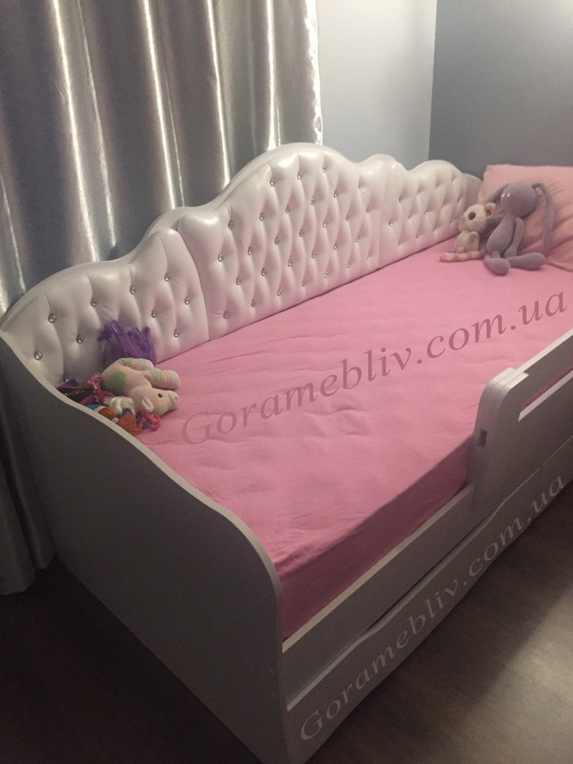 Детская кровать Л-6 (для девочки) в интерьере, фото наших покупателей