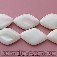 Бусина перламутр ромб (2,5*1,6 см) 16 шт.
