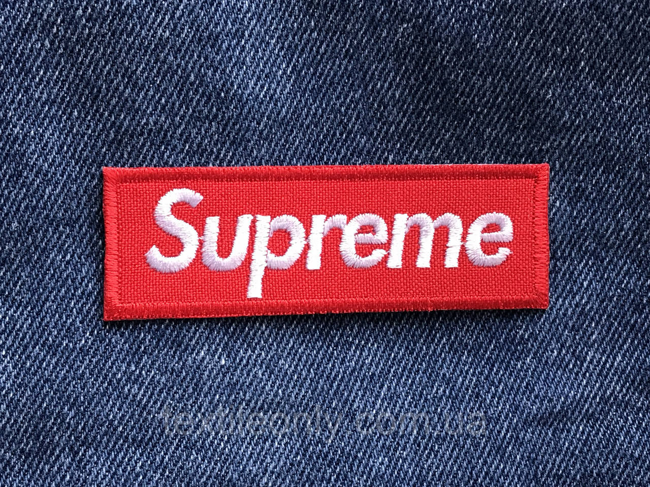 Нашивка Supreme 80x26 мм червоний