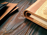 Дерев'яна весільна книга для побажань 22х22 см з шкіряним корінцем "Вензелі", фото 4