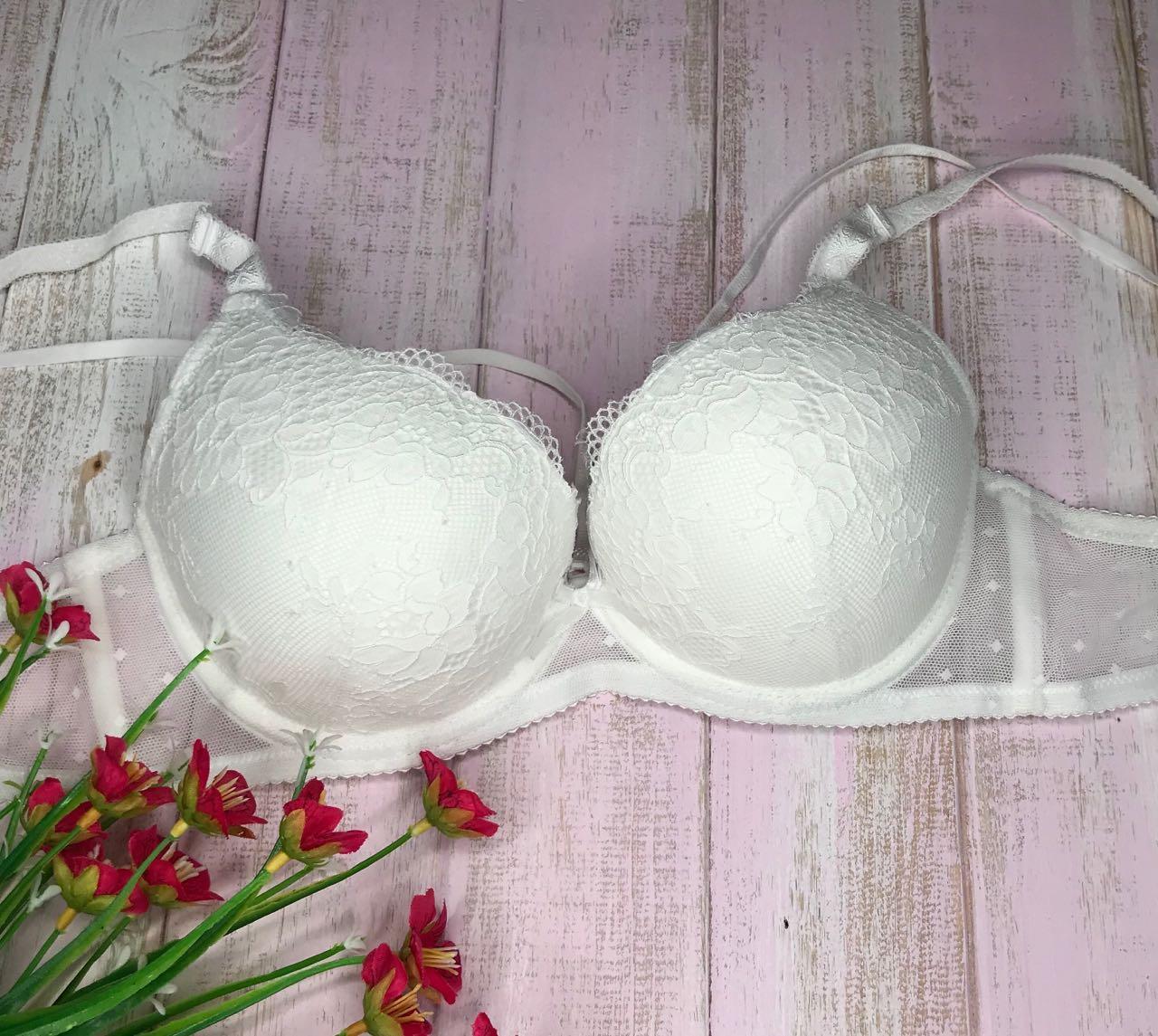 Бюстгальтер на поролоні В чашка