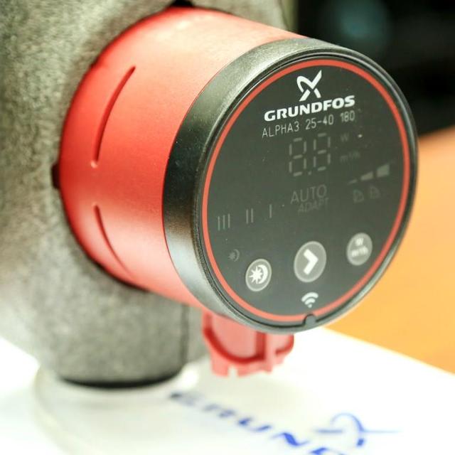 Циркуляционный насос Grundfos Alpha2 25-40 180