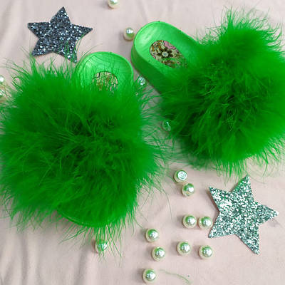 Дівчачі шльопанці PaGo пухнастики літо зелені