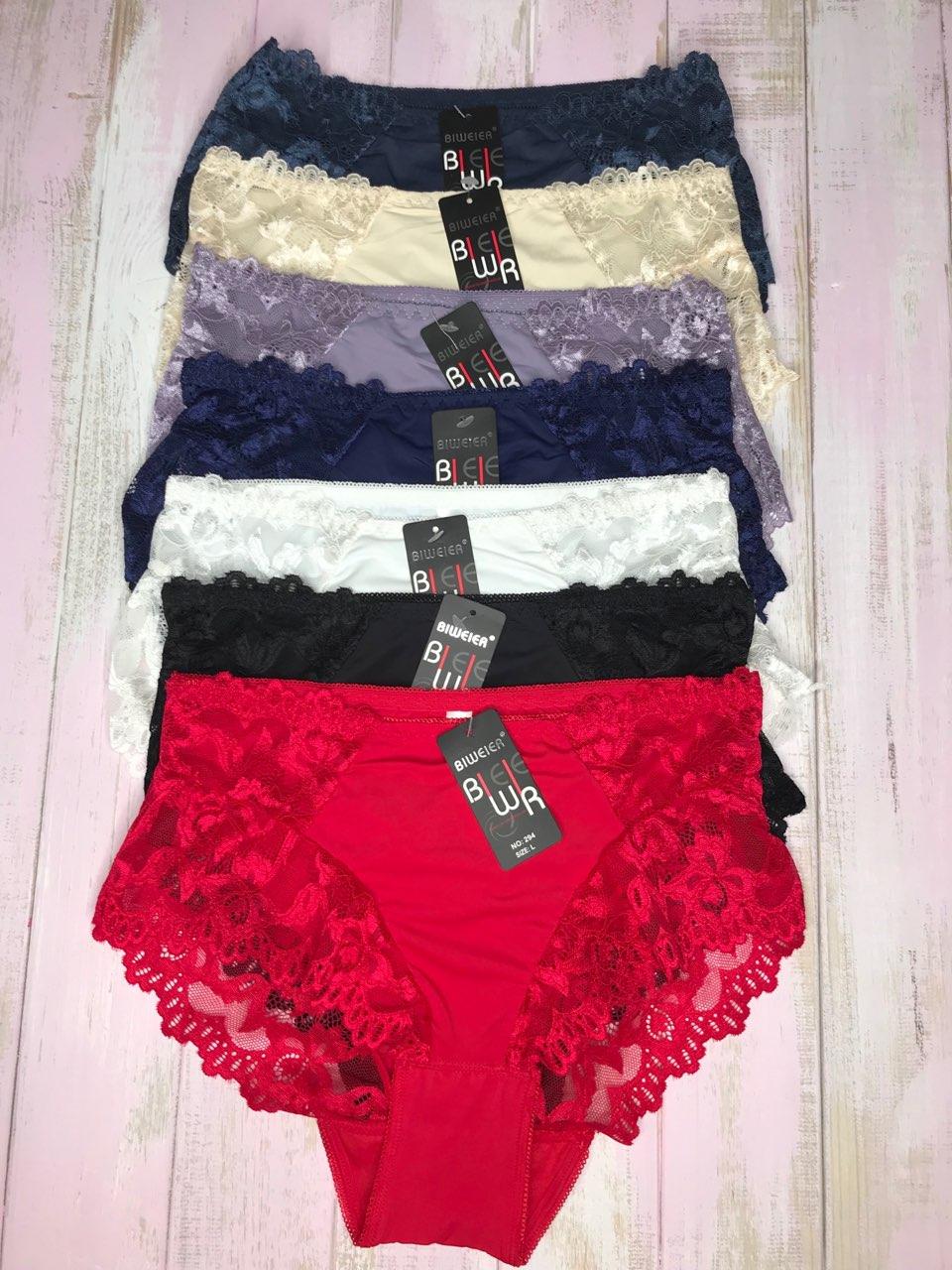 Труси жіночі батальні розміри з мереживом.