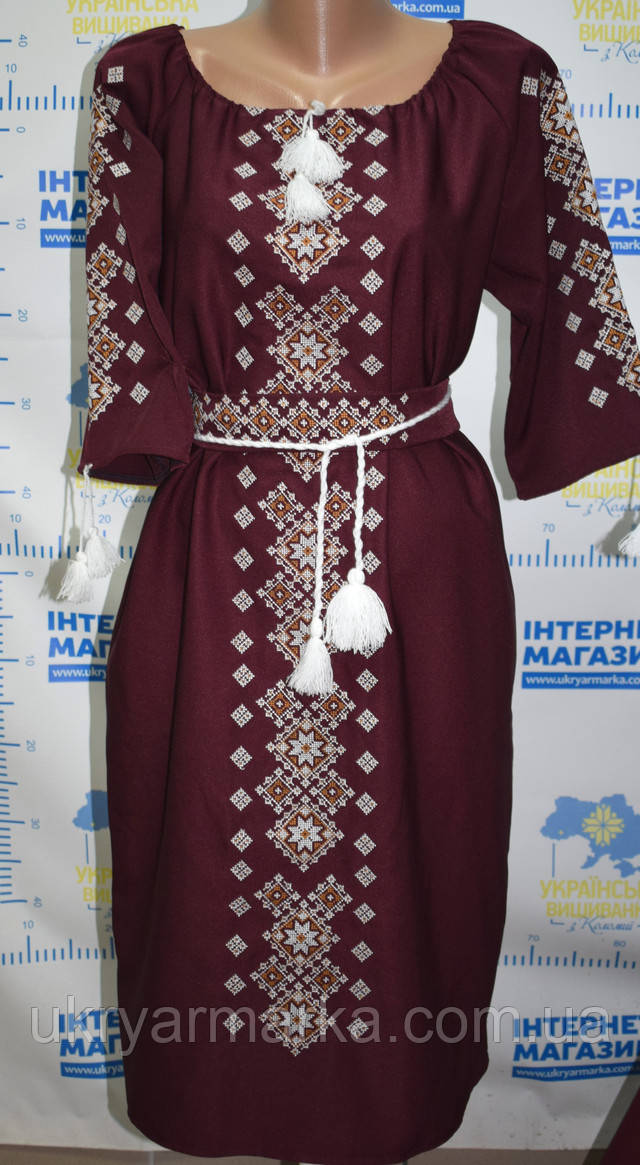 вишневе плаття з вишивкою рукав три чверті