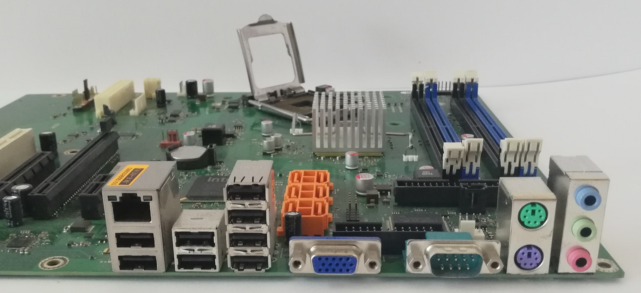 Материнская плата Fujitsu-Siemens LGA775 DDR2 BTX PCI-E VGA (D2817-A11 ...