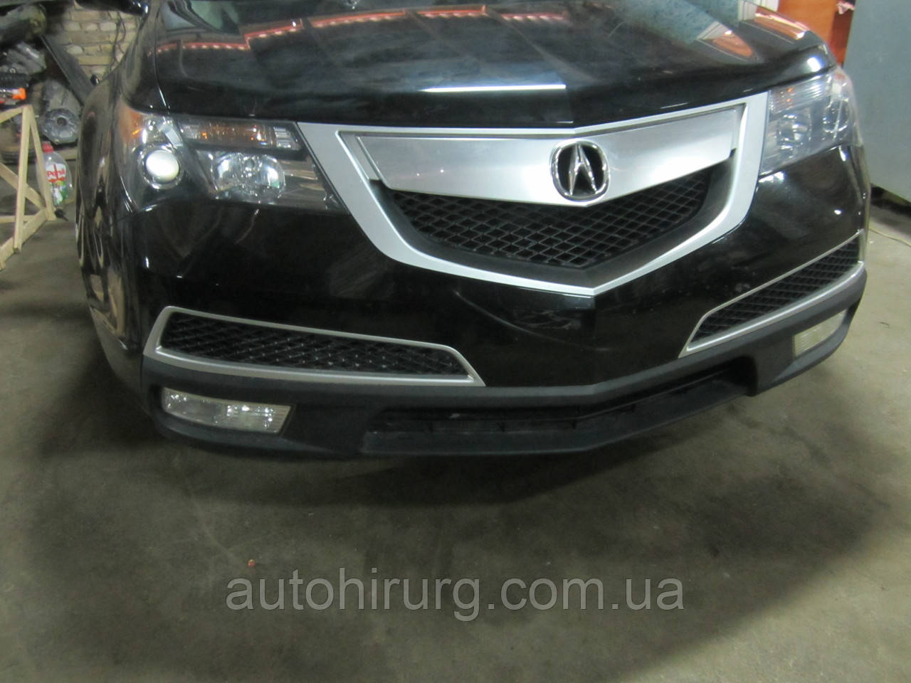 Передний бампер Acura MDX