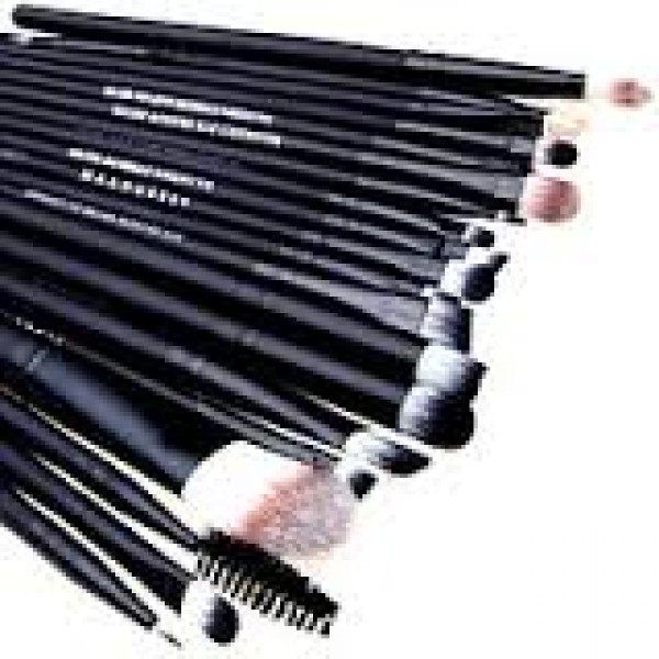 Набір пензлів для макіяжу 18 шт. (ліцензія)