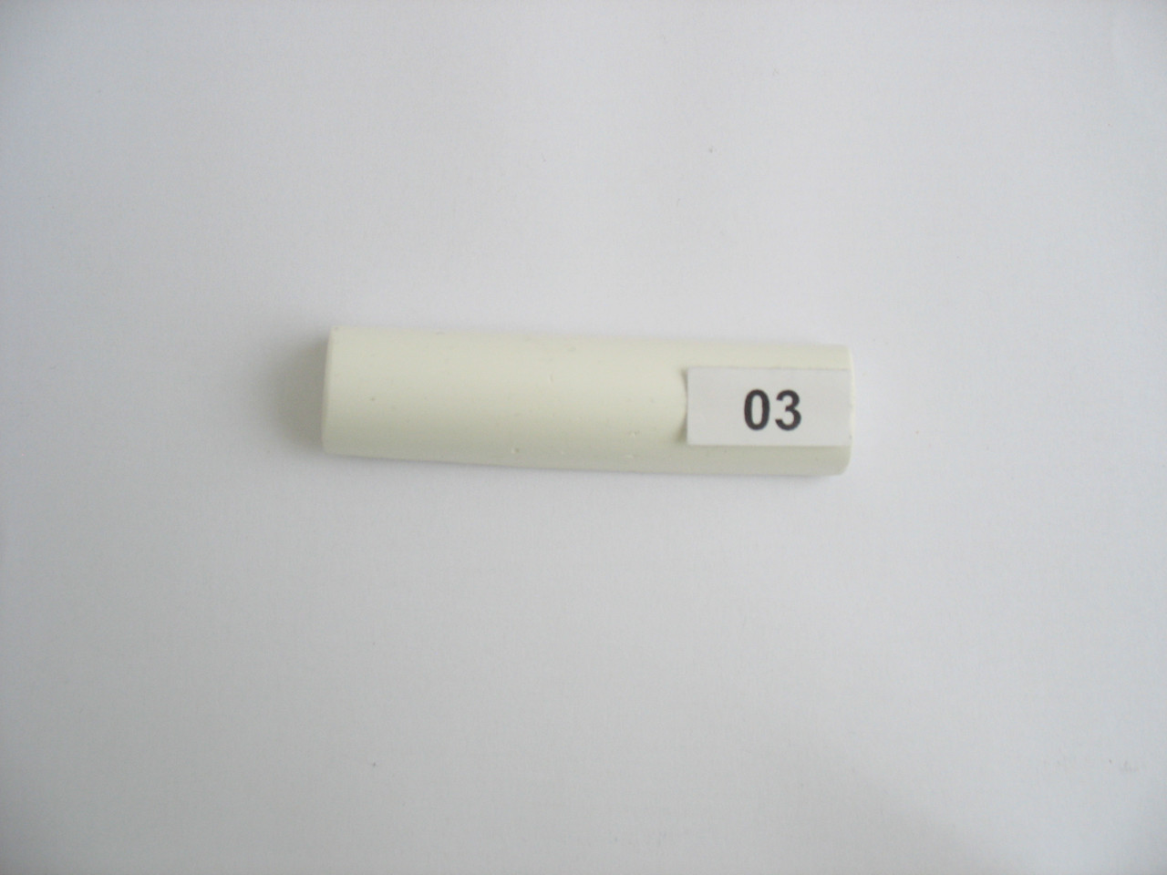 Олівець восковий меблевий DUKRA 03 білий