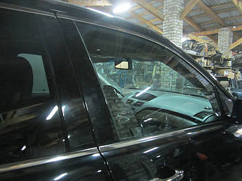 Скло передніх правих дверей Acura MDX