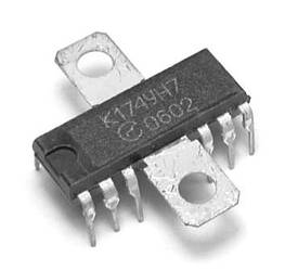 К174ун7a (або TBA810S) підсилювач потужності звукової частоти з вих. потужністю 4,5 Вт  4 Ом.