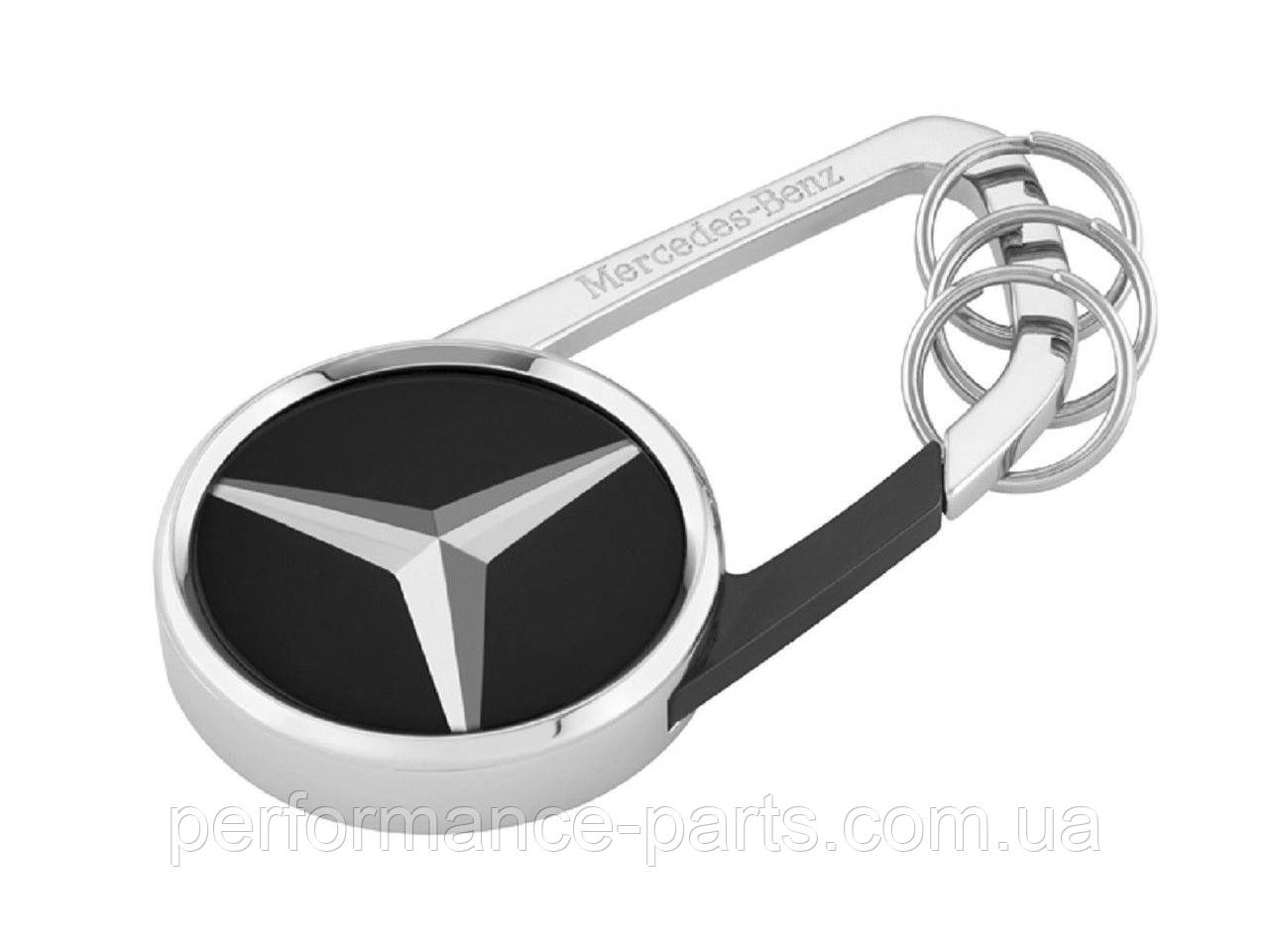 Брелок Mercedes-Benz Key Ring Cape Town, Black/Silver, артикул B66956711