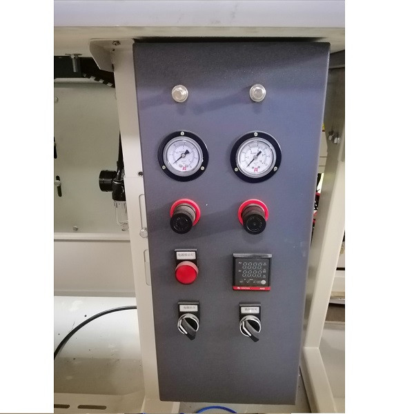 Автоматическая машина для разглаживания шва и приклеивания тесьмы DS-905 - фото 4 - id-p519615353