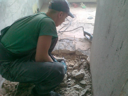 Демонтаж цементно-песчаной стяжки пола в Хмельницком - фото 4 - id-p967867261