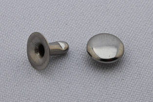 Хольнітен односторонній, діаметр - 9 мм, ніжка - 9 мм, колір - нікель, в упаковці - 100 шт, артикул СК 5409