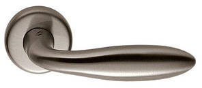 Дверна ручка Colombo Mach у кольорі матовий нікель